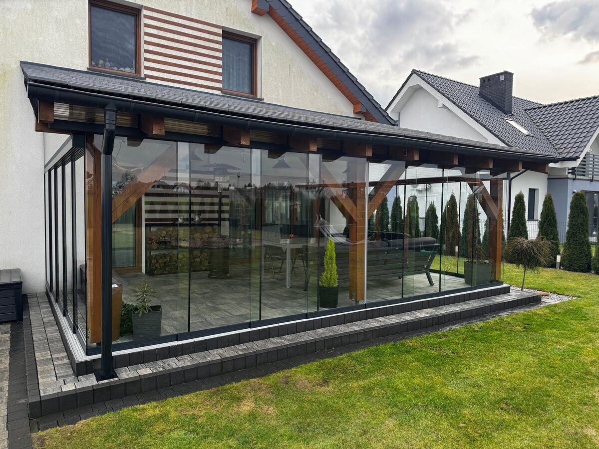 nowoczesne zadaszenie tarasu